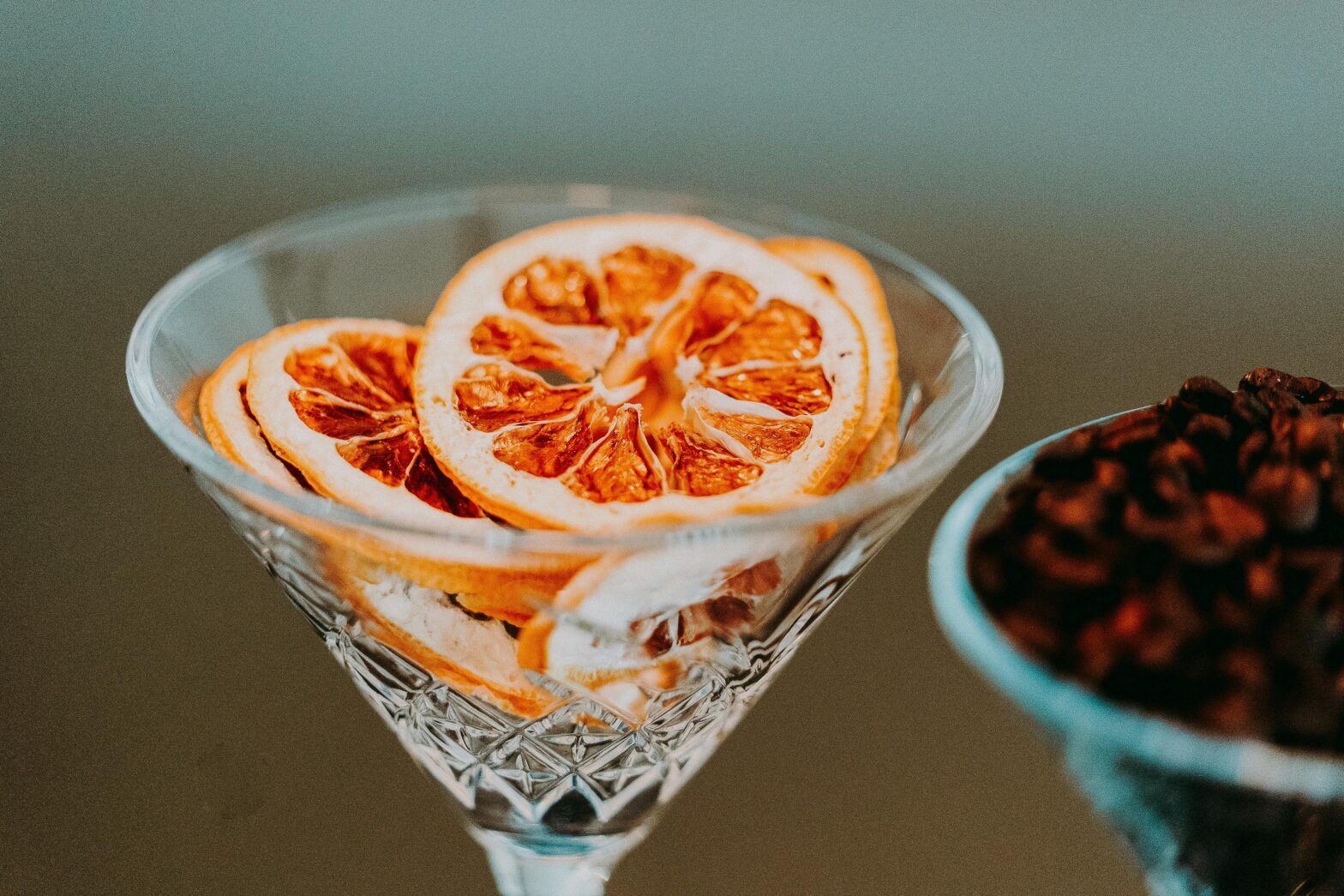 How to Style a Wet Bar or Dry Bar Like a Designer